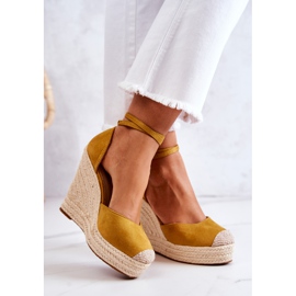 FM1 Alpargatas Nemeira Amarillas Con Cuña amarillo 2
