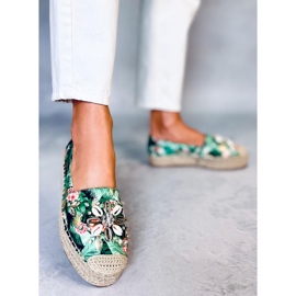 Alpargatas con Conchas Manami Flor Verde 2