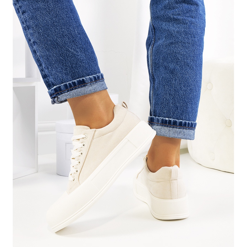 Zapatillas beige en la plataforma Babbete 1 Zapatillas beige en la plataforma Babbete 1