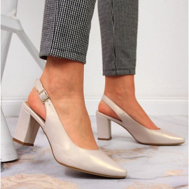 Bombas en el puesto Sergio Leone W SK363 beige perla 2