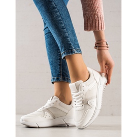 Ideal Shoes Zapatillas blancas en la plataforma blanco 2