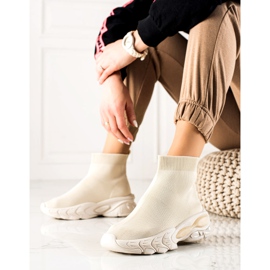 TRENDI Zapatillas de deporte con estilo con un calcetín beige 1