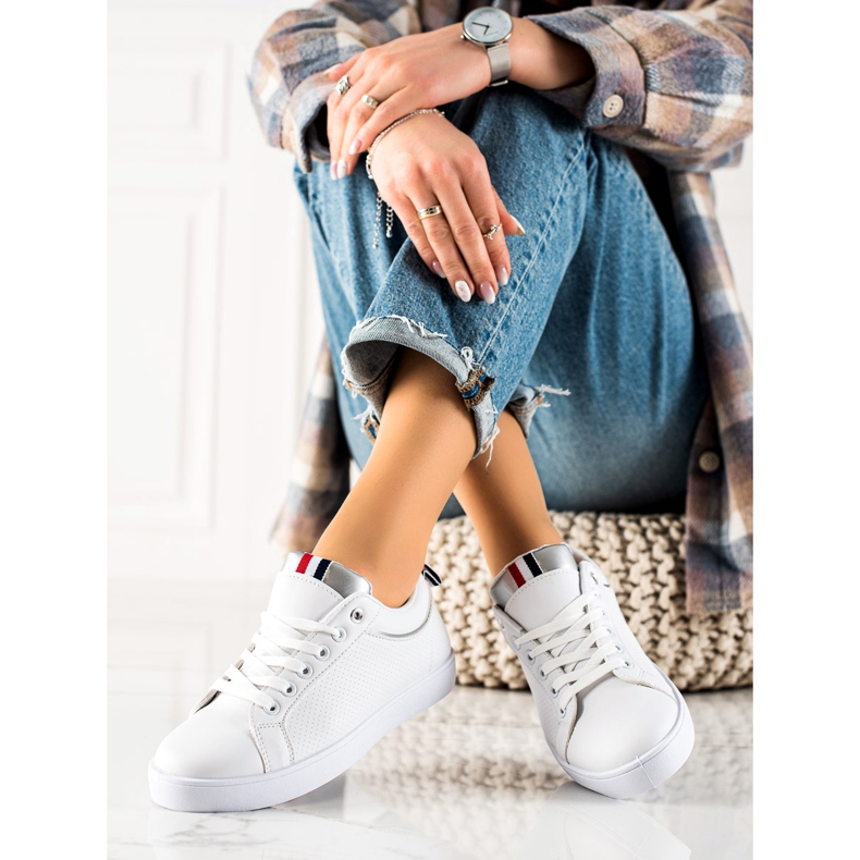 TRENDI Zapatos deportivos clásicos hechos de cuero ecológico. blanco 1