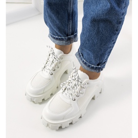 Deportivas blancas de mujer Bernic blanco 3
