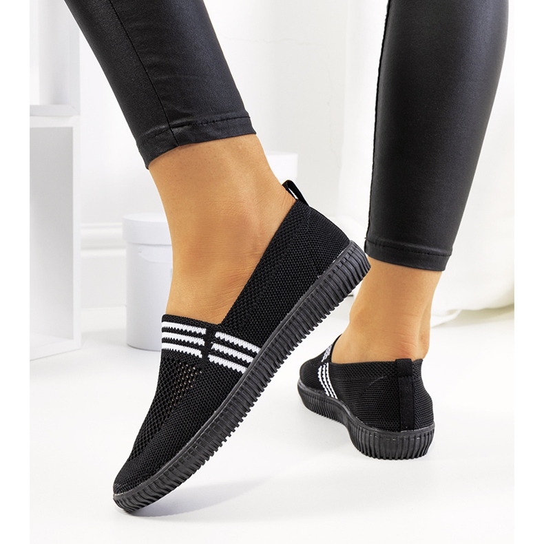 Deportivas caladas Tanya negras negro 2 Deportivas caladas Tanya negras negro 2