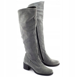 Olivier Botas de cuero aisladas grises de mujer 2