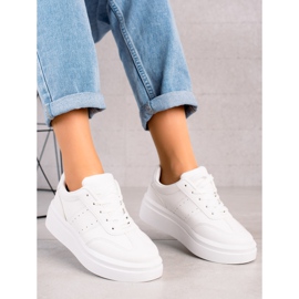 TRENDI Cómodas zapatillas blancas blanco 3