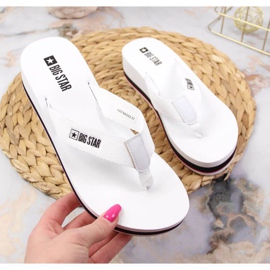 Chanclas en el tacón de cuña Big Star W JJ274A333 blanco 1