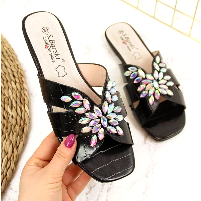 Zapatillas negras con piedras S. Bararski W OLI104 negro 1