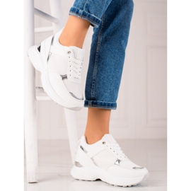Diamantique Zapatillas con estilo en la plataforma blanco 1