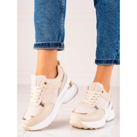 Diamantique Zapatillas con estilo en la plataforma beige 2