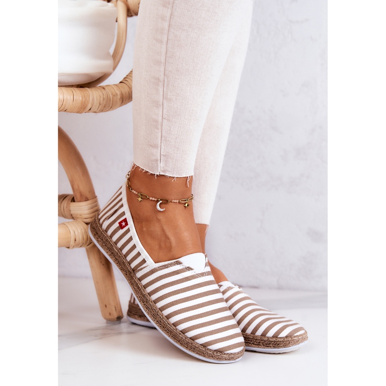 Alpargatas Mujer Big Star Slip-on Stripes FF276029 Beige blanco 1 Alpargatas Mujer Big Star Slip-on Stripes FF276029 Beige blanco 1