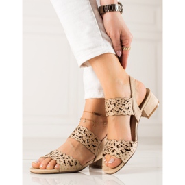 Sandalias VINCEZA con circonitas cúbicas beige 1