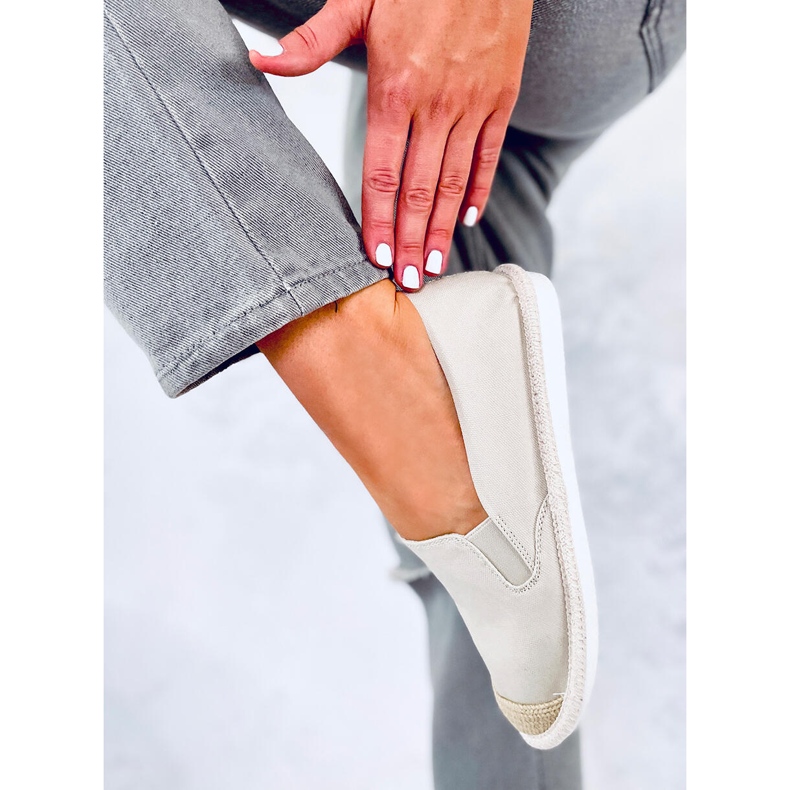 Alpargatas de mujer Alba Beige 2