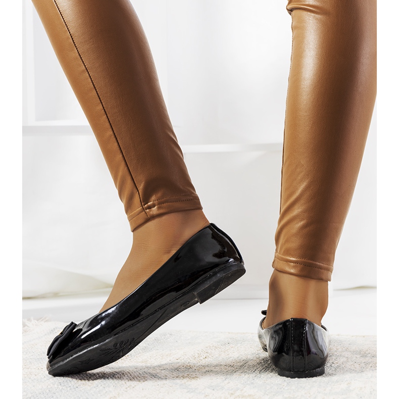 Bailarinas Flynn charol negro 1 Bailarinas Flynn charol negro 1