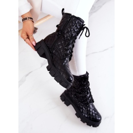 PG2 Botas Maureen negras acolchadas en un poste negro 9
