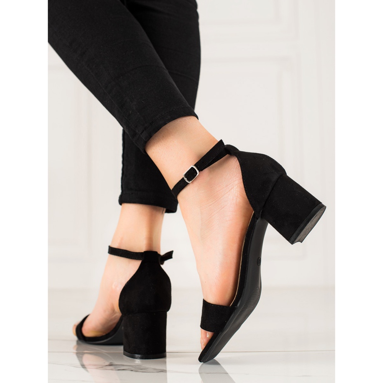 Sandalias De Tacón Bajo VINCEZA negro 1