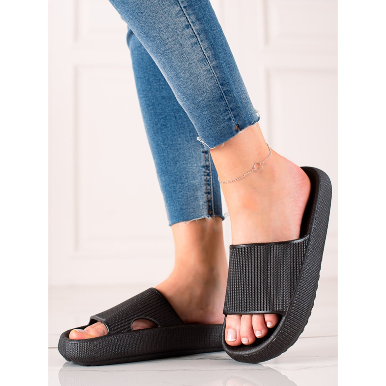 TRENDI Pantuflas negras negro 2