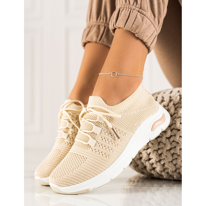 TRENDI Calzado deportivo sin cordones beige 1