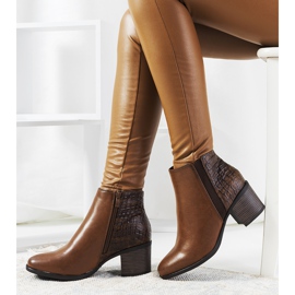 Botas aislantes marrones Villa marrón 1 Botas aislantes marrones Villa marrón 1