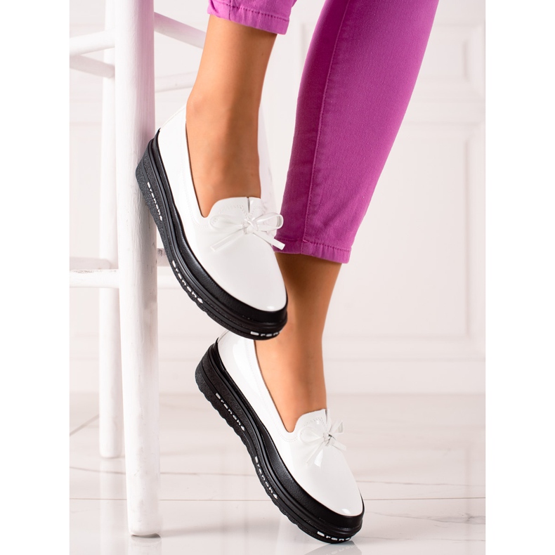 Mocasines ligeros en la plataforma VINCEZA blanco 2