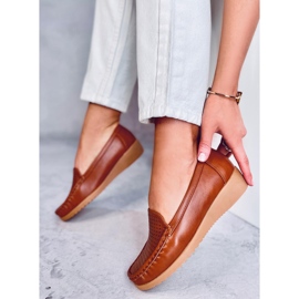 Mocasines mujer calados Ilin Camel marrón 4