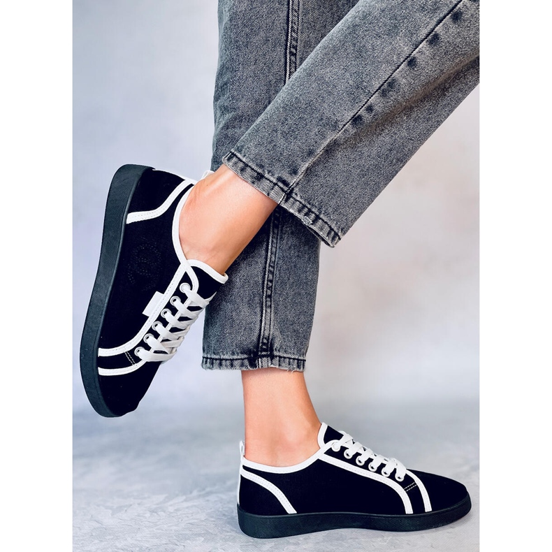Negro Trest Zapatillas chanelki negras 2