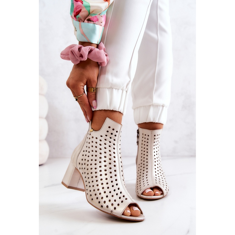 Botas Cuero Calado Maciejka 05420-04 Beige 1