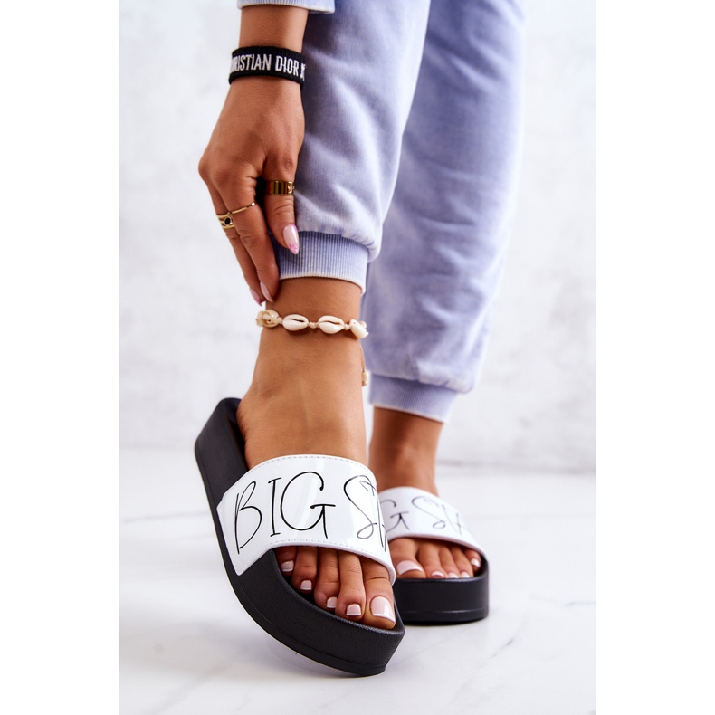 Pantuflas Mujer Goma Big Star JJ274A275 Blanco y Negro 1