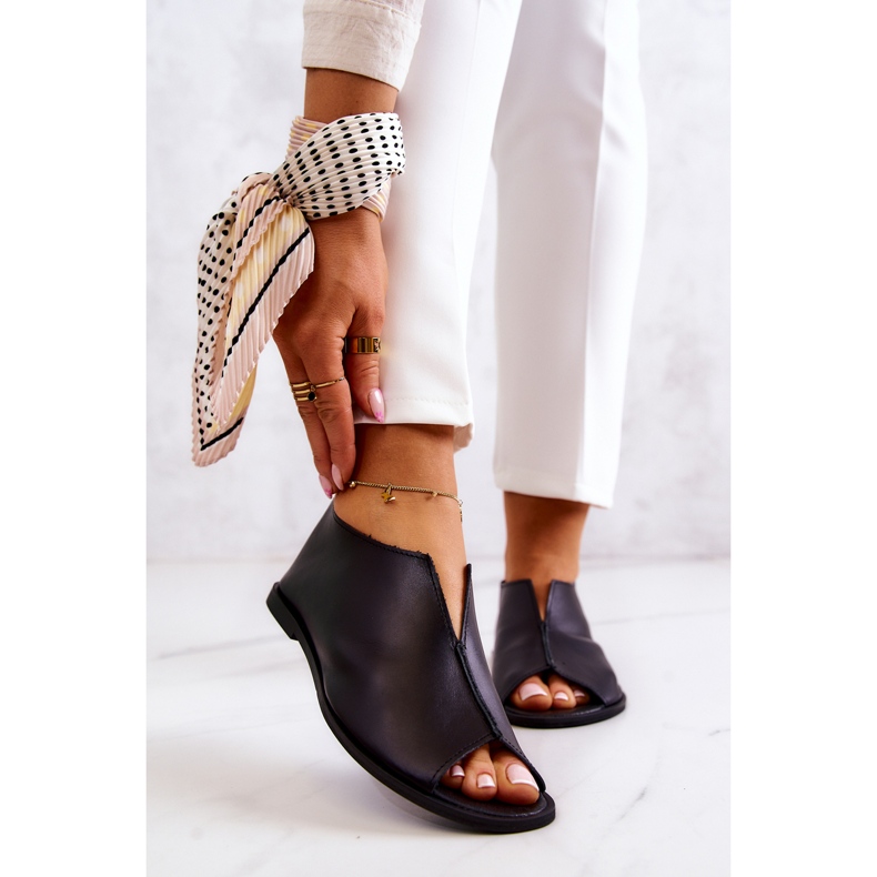 Zapatos de piel con cremallera Nicole 2718/001 Negro 1