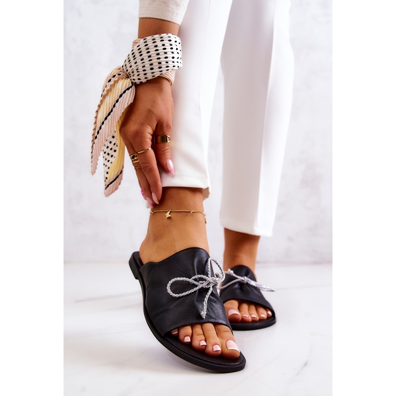 Pantuflas Mujer en Piel Nicole 2659/001 Negro 1