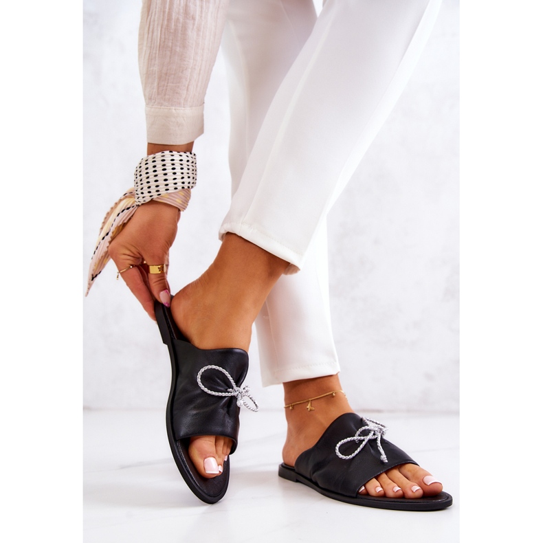 Pantuflas Mujer en Piel Nicole 2659/001 Negro 2