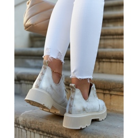 Zapatos En La Suela Masiva Nicole 2701/004 Blanco y Oro beige dorado 5