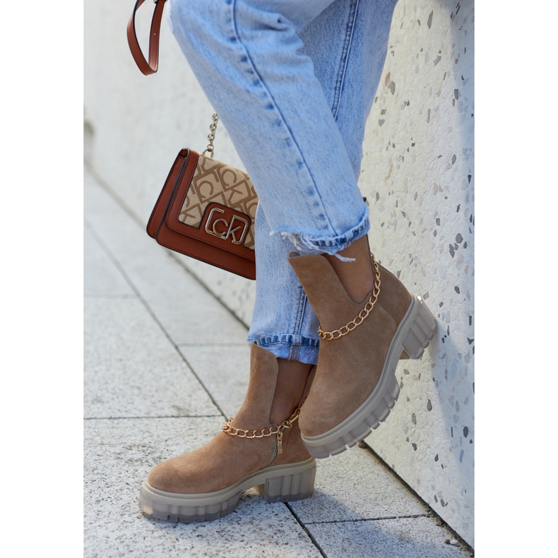 Botines De Ante De Moda Con Corte Camel Forget Me marrón 1