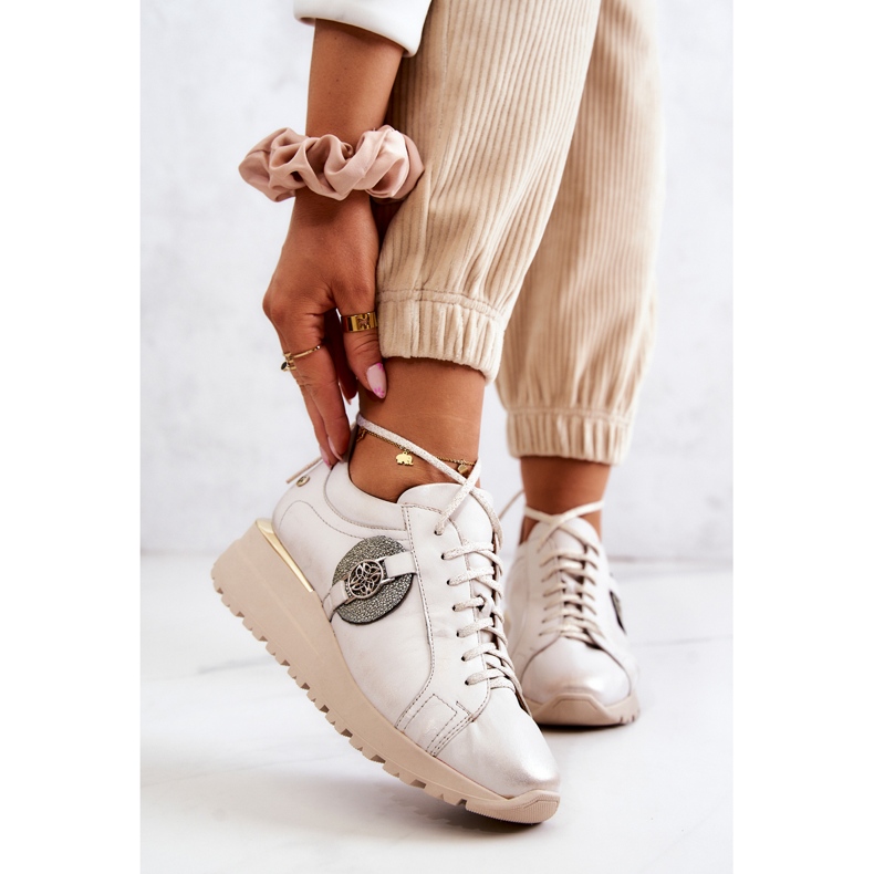 Zapatos Deportivos De Cuero Con Cuña Maciejka 05492-04 Beige 1 Zapatos Deportivos De Cuero Con Cuña Maciejka 05492-04 Beige 1