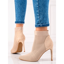 S. BARSKI Botas a juego en un pin S.BARSKI beige 2