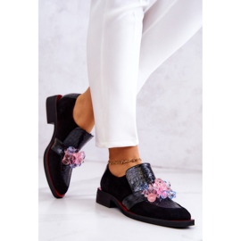 Zapatos De Ante Con Adorno Davine Negro Y Rojo 4