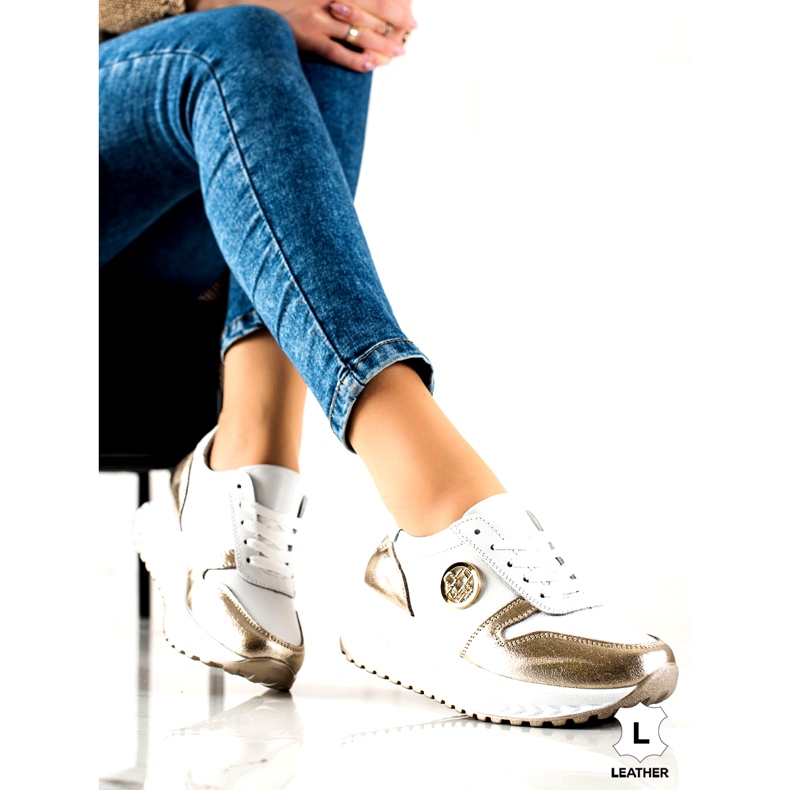 Zapatos deportivos de mujer atados Filippo DP3547 / 22 WH GO Blanco dorado 2 Zapatos deportivos de mujer atados Filippo DP3547 / 22 WH GO Blanco dorado 2