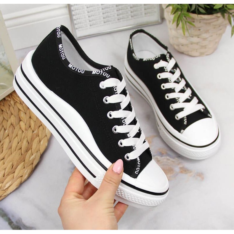 Zapatillas en la plataforma S. Barski W OLI156A negro 1