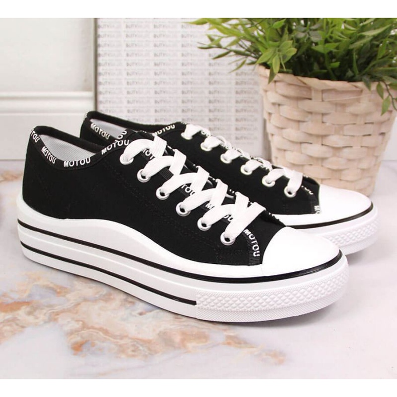 Zapatillas en la plataforma S. Barski W OLI156A negro 2