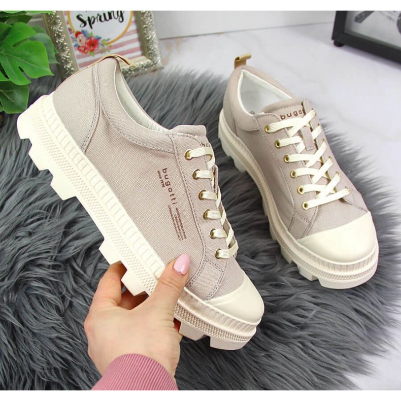 Bugatti W INT1721 zapatillas beige en la plataforma 1 Bugatti W INT1721 zapatillas beige en la plataforma 1