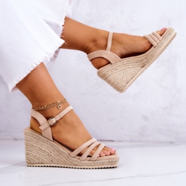 FJ1 Sandalias de cuña de ante beige Louisiana 3
