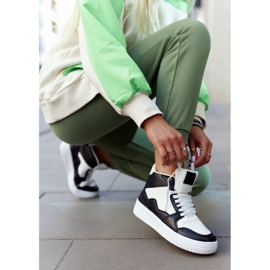 FG2 Deportivas Altas de Mujer Blancas y Negras Megithoe blanco negro 2 FG2 Deportivas Altas de Mujer Blancas y Negras Megithoe blanco negro 2