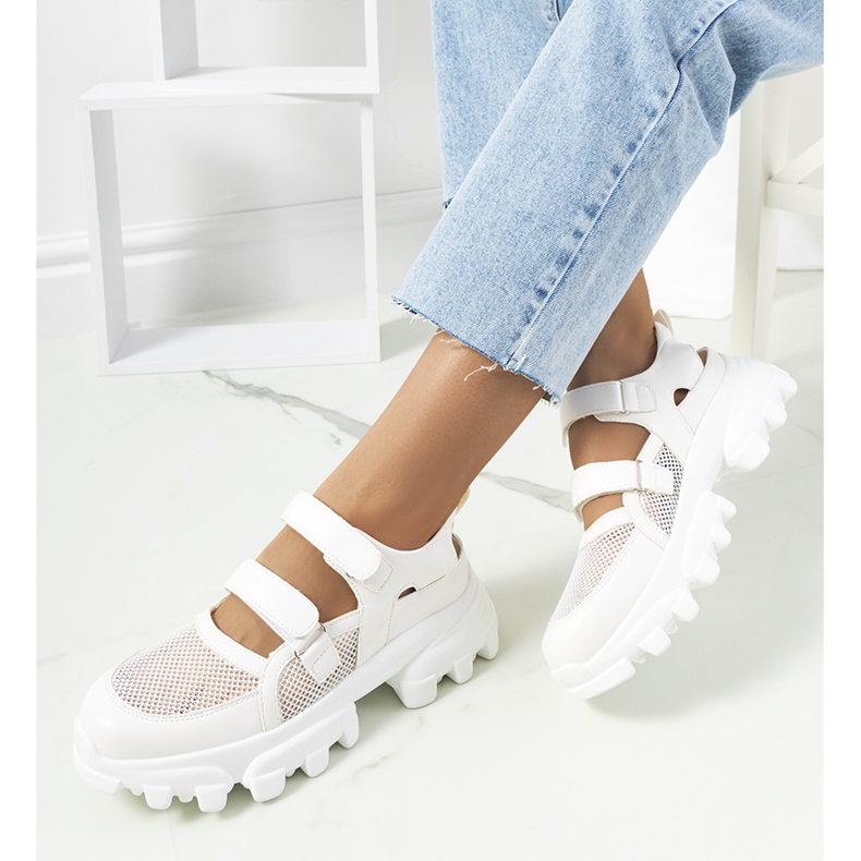 Zapatillas blancas con suela de tractor de Djurs blanco 1