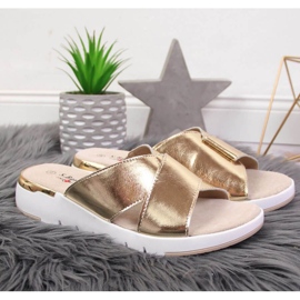 Babucha charol S. Barski W OLI159B dorado 5