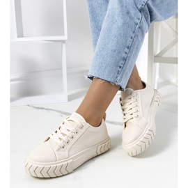 Zapatillas beige en la plataforma Clarence 1