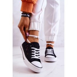 Deportivas de mujer de tejido Black Venture con calados negro 1 Deportivas de mujer de tejido Black Venture con calados negro 1