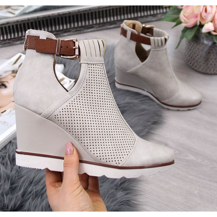 Deportivas cuña caladas Filippo W PAW117A beige 1