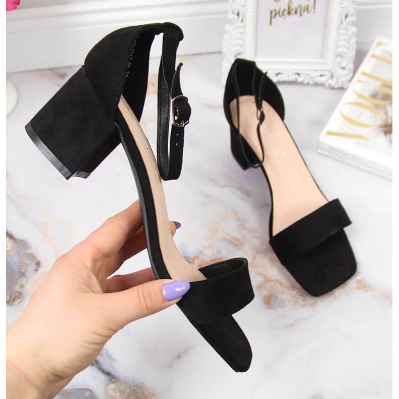 Sandalias negras en la publicación Vinceza W JAN107A negro 1 Sandalias negras en la publicación Vinceza W JAN107A negro 1