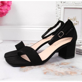 Sandalias negras en la publicación Vinceza W JAN107A negro 2 Sandalias negras en la publicación Vinceza W JAN107A negro 2